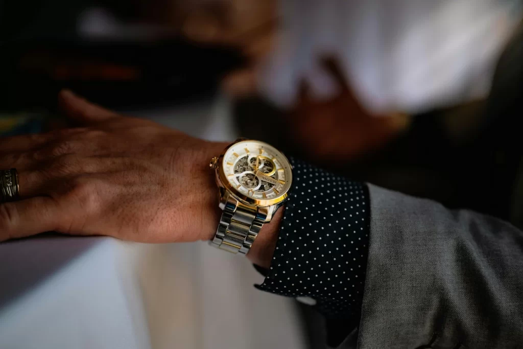 Reparación de Relojes Antiguos y Reliquias